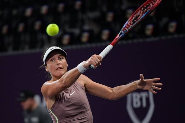 Transylvania Open CLUJ-NAPOCA, ROU February 5-11 2024 Hard, Courtsol Tatjana Maria of Germany is in action during her match against Sara Errani of Italy in the round of 16 at the Transylvania Open, a WTA250 tournament, in BT Arena, Cluj-Napoca, on February 8, 2024. Cluj-Napoca Romania  Copyright: xFlaviuxBuboix originalFilename:buboi-notitle240208_npjcn.jpg