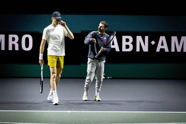 ROTTERDAM - Tennis player Jannik Sinner during training in the run-up to the ABN AMRO tennis tournament. The Italian won his first Grand Slam title at the Australian Open in Melbourne. ANP ROBIN UTRECHT netherlands out - belgium out Rotterdam xVIxxIVx 490639660 originalFilename: 0412784906st.jpg