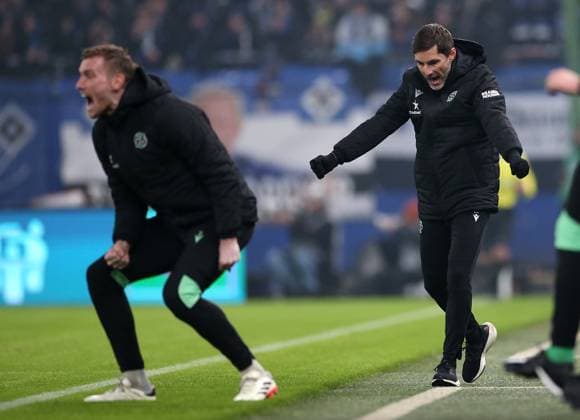 09 02 2024, Soccer 2 Bundesliga 2023 2024, Matchday 21, Hamburger SV Hannover 96 , at Volksparkstadion Hamburg Coach Stefan Leitl Hannover cheers for the goal to 0 2 DFL and DFB regulations prohibit any use of photographs as image sequences and or quasi video