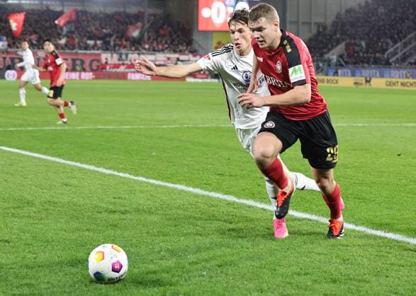 09 02 2024 Soccer Season 2023 2024 2 Soccer Bundesliga 21 Matchday SV Wehen Wiesbaden 1 FC Nürnberg FCN Club Sportfoto Zink DaMa xdaxmax DFL regulations prohibit any use of photographs as image sequences and or quasi video only for editorial use Benjamin Goller 14, 1 FC Nürnberg FCN Lasse Günther Guenther 29, SV Wehen 1926 Wiesbaden SVWW