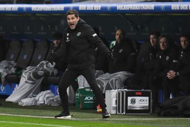 GER 2 FBL,, Hamburger SV vs Hannover 96 09 02 2024, Volksparkstadion, Hamburg, GER 2 FBL, Hamburger SV vs Hannover 96 in the picture coach Stefan Leitl Hannover nordphotoxGmbH xWitke nph00002