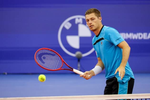 DALLAS, TX - FEBRUARY 09: Neal Skupski (GBR) hits a volley during the Dallas Open on February 9, 2024 at Styslinger Altec Tennis Complex in Dallas, TX. (Photo by George Walker Icon Sportswire) TENNIS: FEB 09 Dallas Open EDITORIAL USE ONLY Icon24020902