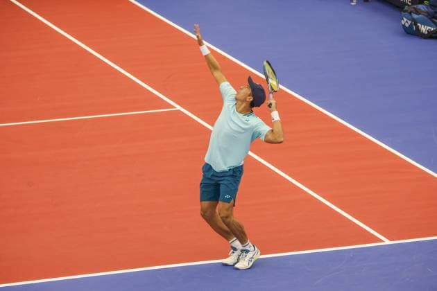 DALLAS, TX - FEBRUARY 09: Gonzalo Escobar (ECU) serves during the Dallas Open on February 9, 2024 at Styslinger Altec Tennis Complex in Dallas, TX. (Photo by George Walker Icon Sportswire) TENNIS: FEB 09 Dallas Open EDITORIAL USE ONLY Icon24020910