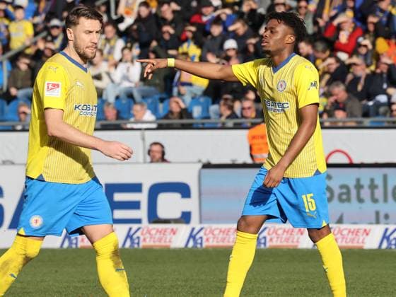 Eintracht Braunschweig vs Karlsruher SC Braunschweig, 10 02 2024, Soccer, Season 23 24, 2 Bundesliga, 21 Matchday, Eintracht Braunschweig vs Karlsruher SC, Picture shows Anderson Lenda Lucoqui BTSV, 15 Braunschweig