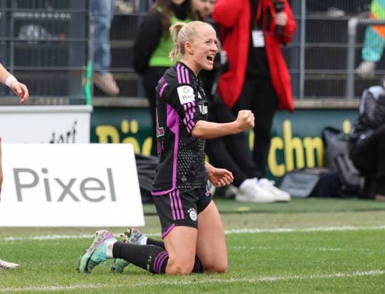 Lea Schüller Munich after her goal for 0 3, 1 FC Köln FC Bayern München, Google Pixel Womens Bundesliga, Matchday 13, Cologne, Germany, 10 02 2024
