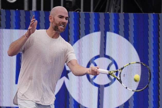 February 10, 2024, Dallas, Texas, United States: February 10, 2024, Dallas, Texas, United States: Adrian Mannarino (FRA) hits a backhand against Marcos Giron (USA) in men s Singles quarter final match during the Dallas Open at the Styslinger ALTEC Tennis Center on the campus of Southern Methodist University. on Wednesday February 10, 2024 in Dallas, Texas, United States. Dallas United States - ZUMAe321 20240210_zsa_e321_031 Copyright: xJavierxVicenciox xEyepixxGroupx