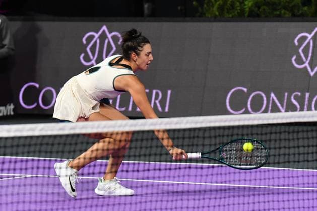Transylvania Open 2024 Jaqueline Cristian from Romania is in action during her match against Ana Bogdan from Romania in the semifinals of the Transylvania Open, a WTA250 Tournament, in BT Arena, Cluj-Napoca, on February 10, 2024. Cluj-Napoca Romania  Copyright: xFlaviuxBuboix originalFilename:buboi-notitle240210_npe0C.jpg