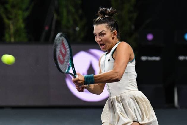 Transylvania Open 2024 Jaqueline Cristian from Romania is in action during her match against Ana Bogdan from Romania in the semifinals of the Transylvania Open, a WTA250 Tournament, in BT Arena, Cluj-Napoca, on February 10, 2024. Cluj-Napoca Romania  Copyright: xFlaviuxBuboix originalFilename:buboi-notitle240210_npV1D.jpg