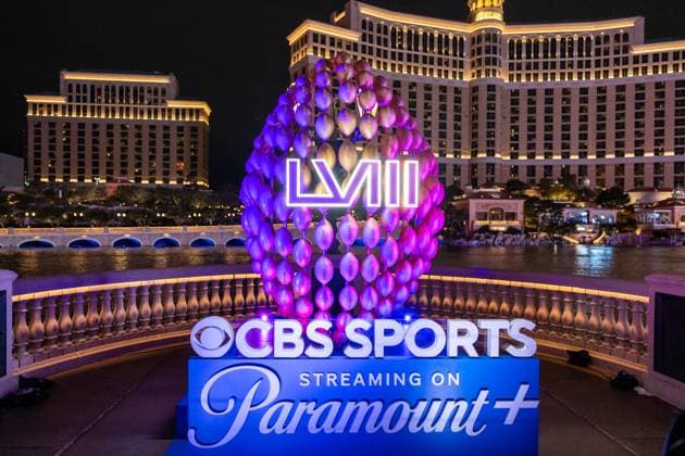 LAS VEGAS, NV - FEBRUARY 09: A display for CBS Sports Streaming on Paramount+ is shown in front of the Bellagio Hotel & Casino leading up to Super Bowl LVIII featuring the NFC Champion San Francisco 49ers and the AFC Champion Kansas City Chiefs on February 9, 2024 on the Las Vegas Strip in Las Vegas, Nevada. (Photo by Jeff Speer Icon Sportswire) NFL, American Football Herren, USA FEB 09 Super Bowl LVIII - Las Vegas Strip EDITORIAL USE ONLY Icon240209015