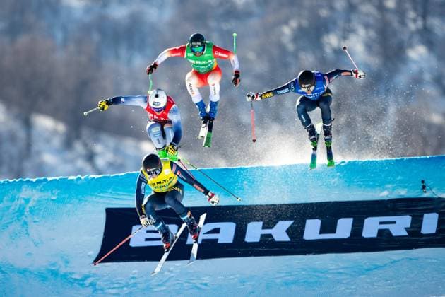 Bilder des Jahres 2024, Sport 02 Feburar Sport Themen der Woche KW06 Sport Bilder des Tages FREE STYLE - FIS SX WC Bakuriani BAKURIANI,GEORGIA,11.FEB.24 - FREESTYLE SKIING - FIS World Cup, Ski Cross, ladies, men. Image shows David Mobaerg (SWE), Simone Deromedis (ITA), Jonas Lenherr (SUI) and Erik Mobaerg (SWE).  GEPAxpictures xMaticxKlansek