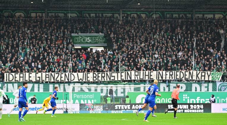 21 02 2024 Soccer Season 2023 2024 2 Soccer Bundesliga 21 Matchday SpVgg Greuther Fürth Kleeblatt Hertha BSC Berlin Sportfoto Zink xmexzix DFL regulations prohibit any use of photographs as image sequences and or quasi video only for editorial use Banner Banner Kleeblattfans Fans Fanblock Kay Bernstein former President Hertha BSC