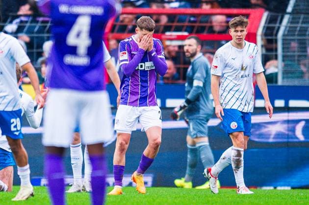 11 02 2024 Soccer, 2023 2024, 2 Bundesliga, 21 Matchday, VfL Osnabrück FC Hansa Rostock Michael Cuisance Osnabrück DFL REGULATIONS PROHIBIT ANY USE OF PHOTOGRAPHS AS IMAGE SEQUENCES AND OR QUASI VIDEO