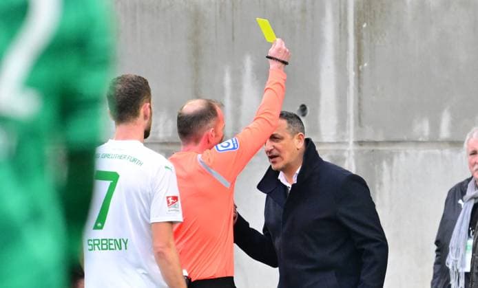 21 02 2024 Soccer Season 2023 2024 2 Soccer Bundesliga 21 Matchday SpVgg Greuther Fürth Kleeblatt Hertha BSC Berlin Sportfoto Zink xwoxzix DFL regulations prohibit any use of photographs as image sequences and or quasi video only for editorial use Marco Fritz Referee shows Rachid Azzouzi Sports Director Managing Director Sport SpVgg Greuther Fürth yellow card yellow