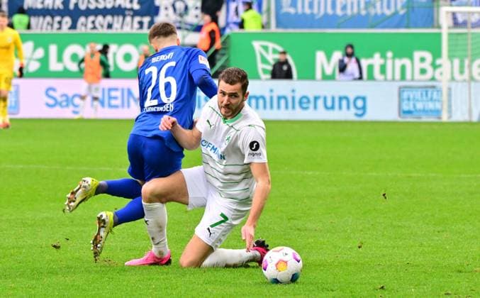 21 02 2024 Soccer Season 2023 2024 2 Soccer Bundesliga 21 Matchday SpVgg Greuther Fürth Kleeblatt Hertha BSC Berlin Sportfoto Zink MeZi xmexzix DFL regulations prohibit any use of photographs as image sequences and or quasi video only for editorial use Gustav Christensen 26, Hertha BSC Berlin Dennis Srbeny 7, SpVgg Greuther Fürth