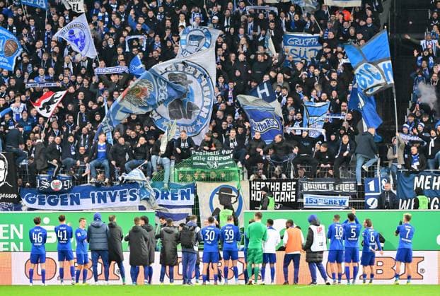21 02 2024 Soccer Season 2023 2024 2 Soccer Bundesliga 21 Matchday SpVgg Greuther Fürth Kleeblatt Hertha BSC Berlin Sportfoto Zink MeZi xmexzix DFL regulations prohibit any use of photographs as image sequences and or quasi video only for editorial use Jubilation joy after end of match at Hertha with fans Fanblock