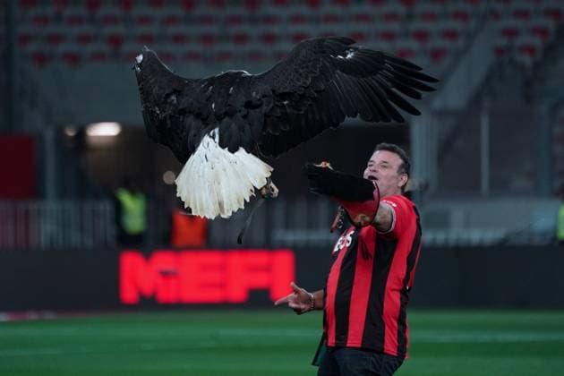 L™aigle Mefi FOOTBALL : OGC Nice vs AS Monaco - Ligue 1 Uber Eats - Nice - 11 02 2024 NorbertScanella Panoramic 