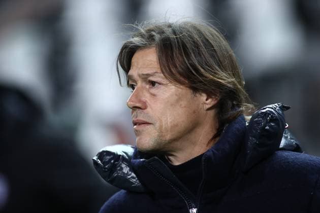 Matias Almeyda, head coach of AEK FC in action during the SuperLeague regular season soccer match between PAOK and AEK FC held in Toumba Stadium, in Thessaloniki, Greece, 11 February 2024. IMAGO ONE INCH PRODUCTIONS Thessaloniki Greece Copyright: xONExINCHxPRODUCTIONSx 6111386