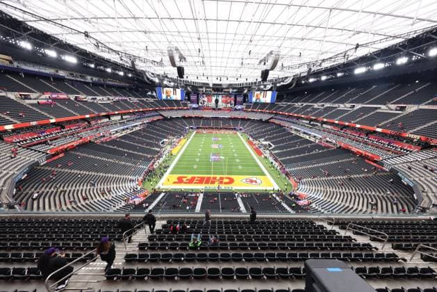 LAS VEGAS, NV - FEBRUARY 11: A general view of the stadium prior to Super Bowl LVIII between the Kansas City Chiefs and the San Francisco 49ers on February 11, 2024, at Allegiant Stadium in Las Vegas, NV. (Photo by Marc Sanchez Icon Sportswire) NFL, American Football Herren, USA FEB 11 Super Bowl LVIII - Chiefs vs 49ers EDITORIAL USE ONLY Icon144240211341