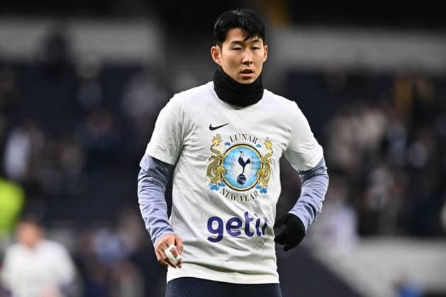 LONDON, ENGLAND - FEBRUARY 10: Son Heung-min of Tottenham Hotspur during the Premier League match between Tottenham Hotspur and Brighton & Hove Albion at Tottenham Hotspur Stadium on February 10, 2024 in London, England. EDITORIAL USE ONLY. No use with unauthorized audio, video, data, fixture lists, club league logos or live services. Online in-match use limited to 120 images, no video emulation. No use in betting, games or single club league player publications Tottenham Hotspur v Brighton & Hove Albion - Premier League Copyright: xSebastianxFrejx