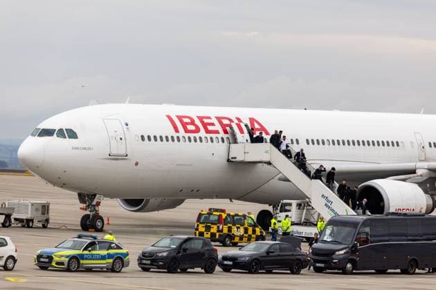 12 02 2024, GER, Football, Season 2023 2024, Arrival Real Madrid at Erfurt Airport In the picture you can see the team of Real Madrid Erfurt Airport Thuringia Germany