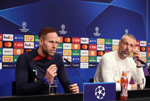RB Leipzig press conference Champions League Leipzig, 12 02 2024, RB Academy, Champions League, round of 16 , RB Leipzig press conference on the eve of RBLeipzig v Real Madrid , In the picture from l goalkeeper Peter Gulacsi 1, RB Leipzig and coach Marco Rose RB Leipzig , Picture Point