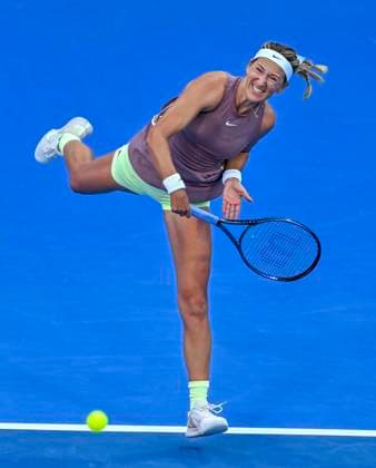 Qatar TotalEnergies Open - Day 2 Victoria Azarenka from Belarus is playing in her first-round match against Magdalena Frech of Poland at the WTA, Tennis Damen 1000-Qatar TotalEnergies Open tennis tournament at the Khalifa International Tennis Complex in Doha, Qatar, on February 12, 2024. DOHA Qatar  Copyright: xNoushadxThekkayilx originalFilename:varittyakkal-qatartot240212_np8Nj.jpg