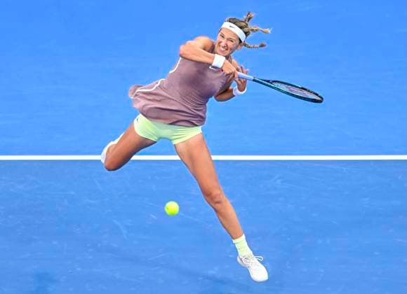 Qatar TotalEnergies Open - Day 2 Victoria Azarenka from Belarus is playing in her first-round match against Magdalena Frech of Poland at the WTA, Tennis Damen 1000-Qatar TotalEnergies Open tennis tournament at the Khalifa International Tennis Complex in Doha, Qatar, on February 12, 2024. DOHA Qatar  Copyright: xNoushadxThekkayilx originalFilename:varittyakkal-qatartot240212_npNdg.jpg