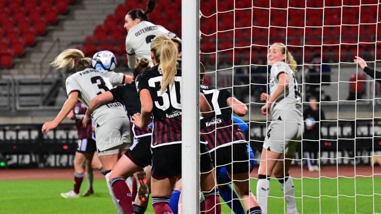 12 02 2024 Soccer Season 2023 2024 1 Womens Soccer Bundesliga 13 Matchday 1 FC Nürnberg FCN Club Bayern 04 Leverkusen Sportfoto Zink xwoxzix Melissa Friedrich 3, Bayer Leverkusen scores Goal Goal Shot to 0 1