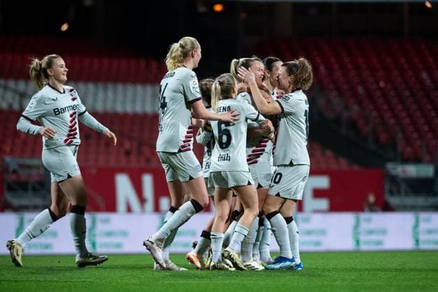 Melissa Friedrich Bayer 04 Leverkusen, 03 , Elisa Senß Bayer 04 Leverkusen, 06 , Synne Skinnes Hansen Bayer 04 Leverkusen, 10 , Emilie Bragstad Bayer 04 Leverkusen, 14 , Nikola Karczewska Bayer 04 Leverkusen, 09 and team celebrate the goal for 0 1, GER, FC Nuernberg vs Bayer 04 Leverkusen, Football Google Pixel Womens Bundesliga, Matchday 13, Season 2023 2024, 12 02 2024 DFB regulations prohibit any use of photographs as image sequences and or quasi video GER, FC Nuernberg vs Bayer 04 Leverkusen, Football Google Pixel Womens Bundesliga, Matchday 13, Season 2023 2024, 12 02 2024 Nuernberg Copyright: xEibner-Pressefoto Memmlerx EP_MMR