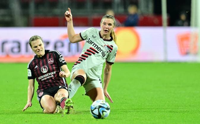 12 02 2024 Soccer Season 2023 2024 1 Womens Soccer Bundesliga 13 Matchday 1 FC Nürnberg FCN Club Bayern 04 Leverkusen Sportfoto Zink xwoxzix Nastassja Lein 24, 1 FC Nürnberg FCN Karolina Lea Vilhjalmsdottir 18, Bayer Leverkusen