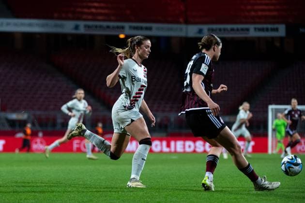 Karolina Lea Vilhjalmsdottir Bayer 04 Leverkusen, 18 in duel, GER, FC Nuernberg vs Bayer 04 Leverkusen, Football Google Pixel Women Bundesliga, Matchday 13, Season 2023 2024, 12 02 2024 DFB regulations prohibit any use of photographs as image sequences and or quasi video GER, FC Nuernberg vs Bayer 04 Leverkusen, Football Google Pixel Women Bundesliga, Matchday 13, Season 2023 2024, 12 02 2024 Nuernberg Copyright: xEibner-Pressefoto Memmlerx EP_MMR