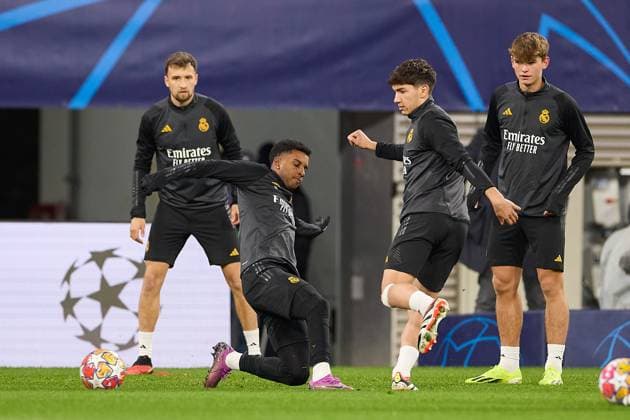February 12, 2024, Leipzig, Germany: Mario Martin of Real Madrid (R) and Rodrygo Goes (L) in action during a training session on the eve of the UEFA Champions League round of 16, first-leg football match between RB Leipzig and Real Madrid CF in the Red Bull Arena. Leipzig Germany - ZUMAs197 20240212_aaa_s197_130 Copyright: xFedericoxTitonex