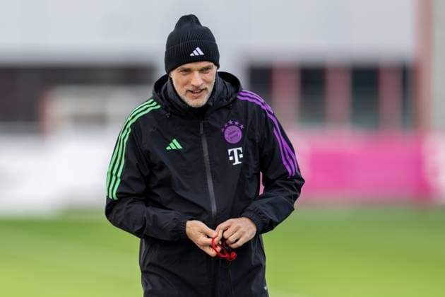 Head coach Thomas Tuchel FC Bayern Muenchen , final training before the Champions League match, round of 16 first leg against Lazio Rome, season 2023 2024 at Saebener Strasse 13 02 2024 DFB regulations prohibit any use of photographs as image sequences and or quasi video Muenchen Bayern Germany Copyright: xkolbert-press UlrichxGamelx
