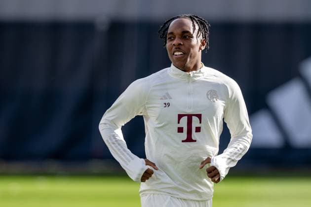 Mathys Tel 39 FC Bayern Muenchen , final training before the Champions League match, round of 16 first leg against Lazio Rome, season 2023 2024 at Saebener Strasse 13 02 2024 DFB regulations prohibit any use of photographs as image sequences and or quasi video Muenchen Bayern Germany Copyright: xkolbert-press UlrichxGamelx