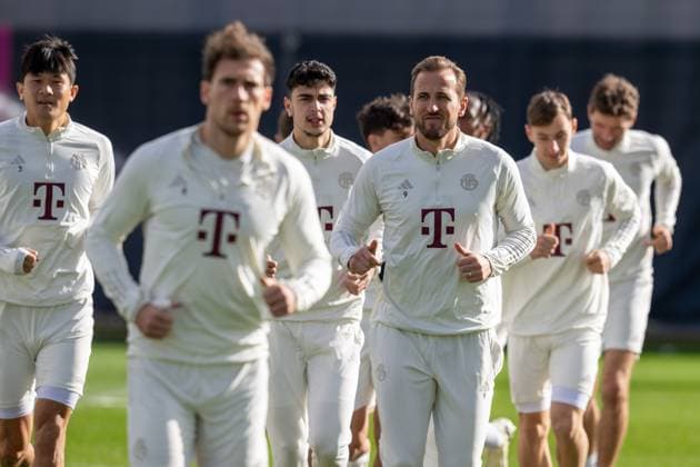Harry Kane 9 FC Bayern Muenchen in focus, final training before the Champions League match, round of 16 first leg against Lazio Rome, 2023 2024 season at Saebener Strasse 13 02 2024 DFB regulations prohibit any use of photographs as image sequences and or quasi video Muenchen Bayern Germany Copyright: xkolbert-press UlrichxGamelx