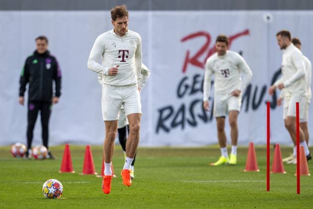 Leon Goretzka 8 FC Bayern Muenchen , final training before the Champions League match, round of 16 first leg against Lazio Rome, season 2023 2024 at Saebener Strasse 13 02 2024 DFB regulations prohibit any use of photographs as image sequences and or quasi video Muenchen Bayern Germany Copyright: xkolbert-press UlrichxGamelx
