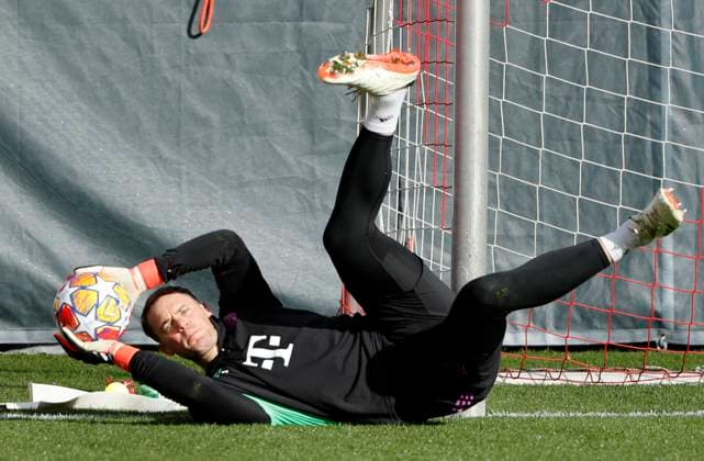 13 02 2024, FC Bayern Training, Saebenerstrasse Muenchen, Fußball Sport, im Bild Manuel Neuer FC Bayern Muenchen Nur für journalistische Zwecke Only for editorial use DFL regulations prohibit any use of photographs as image sequences and or quasi video