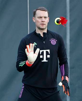 13 02 2024, FC Bayern Training, Saebenerstrasse Muenchen, Fußball Sport, im Bild Manuel Neuer FC Bayern Muenchen Nur für journalistische Zwecke Only for editorial use DFL regulations prohibit any use of photographs as image sequences and or quasi video