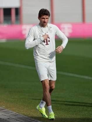 13 02 2024, FC Bayern Training, Saebenerstrasse Muenchen, Fußball Sport, im Bild Thomas Mueller FC Bayern Muenchen Nur für journalistische Zwecke Only for editorial use DFL regulations prohibit any use of photographs as image sequences and or quasi video