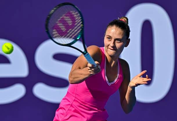 Qatar TotalEnergies Open - Day 3 Marta Kostyuk of Ukraine is in action during her second-round match against Anastasia Pavlyuchenkova at the WTA, Tennis Damen 1000-Qatar TotalEnergies Open tennis tournament at the Khalifa International Tennis Complex in Doha, Qatar, on February 13, 2024. DOHA Qatar  Copyright: xNoushadxThekkayilx originalFilename:varittyakkal-qatartot240213_npM6u.jpg