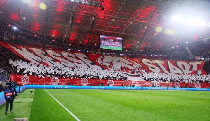 RB Leipzig Real Madrid Champions League Leipzig, 13 02 2024, Red Bull Arena, Fußball, UEFA Champions League, Achtelfinale , RB Leipzig vs Real Madrid , Im Bild Fans von RB Leipzig , Only editorial use , UEFA regulations prohibit any use of photographs as image sequences and or quasi video ,
