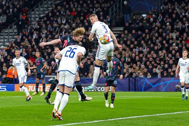 FC Copenhagen v Manchester City Champions League 13 02 2024. Kevin De Bruyne (17) of Manchester City heads towards goal during the Champions League match between FC Copenhagen and Manchester City at Parken Stadium, Copenhagen, Denmark on 13 February 2024. Editorial use only , Copyright: xNigelxKeenex PSI-19018-0019