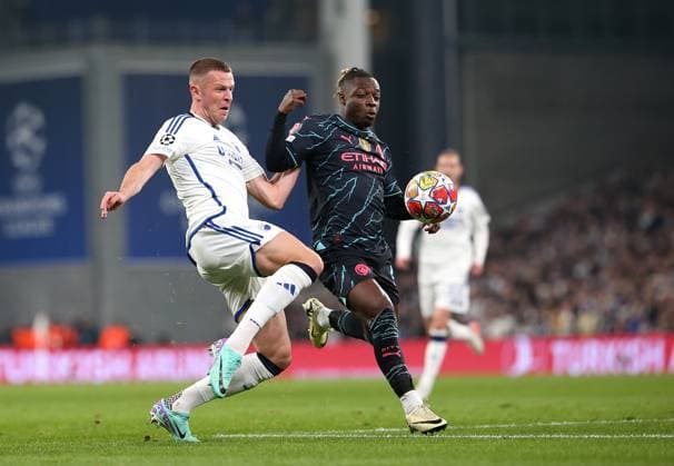 13 02 2024, Football UEFA Champions League 2023 2024, Round of 16, FC Copenhagen Manchester City , at Parken Stadion Copenhagen L R Denis Vavro FC Copenhagen vs Jeremy Doku Manchester City DFL and DFB regulations prohibit any use of photographs as image sequences and or quasi video