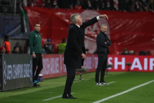 13 02 2024, xgox, football UEFA Champions League 1 8 final, RB Leipzig Real Madrid emspor, v l Carlo Ancelotti Real Madrid, coach gives instructions, gesticulates with arms, gesticulate, gives instructions DFL DFB REGULATIONS PROHIBIT ANY USE OF PHOTOGRAPHS as IMAGE SEQUENCES and or QUASI VIDEO Leipzig