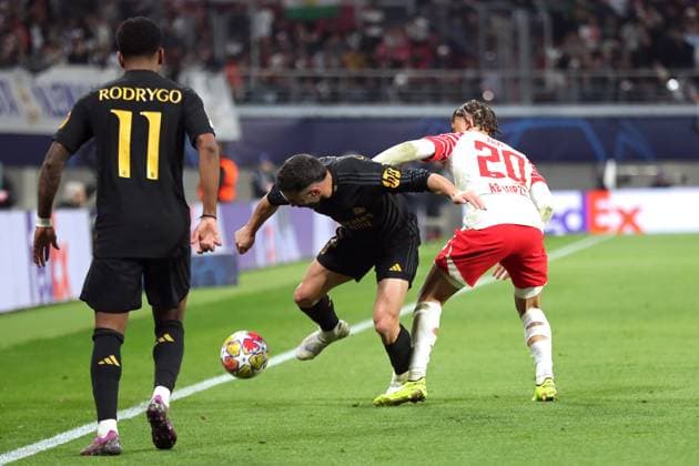 Champions League, Round of 16 RB Leipzig vs Real Madrid, 13 02 24 Carvajal 2, Real Madrid vs Xavi Simons 20, RB Leipzig Football, UEFA Champions League, Season 2023 2024, Round of 16 RB Leipzig vs Real Madrid on 13 02 24 at Red Bull Arena, Leipzig Copyright: xBEAUTIFULxSPORTS JanxKaeferx