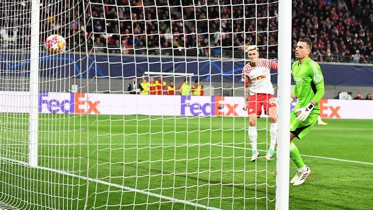 Soccer UEFA Champions League, season 2023 2024, round of 16, first leg, RB Leipzig vs Real Madrid 13 02 2024 Benjamin Sesko center forward RB Leipzig, back number 30, 30 center left scores against Andriy Lunin goalkeeper Real Madrid, back number 13 into the goal in the match RB Leipzig vs Real Madrid 13 02 2024 The goal is whistled off for offside due to a foul The goal does not count Leipzig Saxony Germany Red Bull Arena