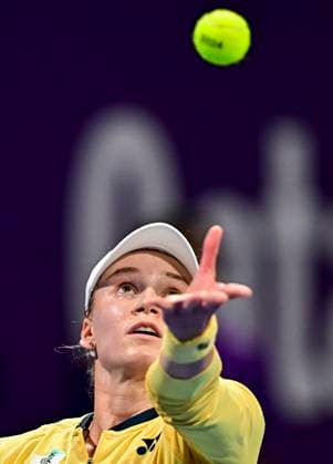 Qatar TotalEnergies Open - Day 3 Elena Rybakina of Kazakhstan is playing in her second-round match against Lin Zhu of China at the WTA, Tennis Damen 1000-Qatar TotalEnergies Open tennis tournament at the Khalifa International Tennis Complex in Doha, Qatar, on February 14, 2024. DOHA Qatar  Copyright: xNoushadxThekkayilx originalFilename:varittyakkal-qatartot240214_npmFj.jpg