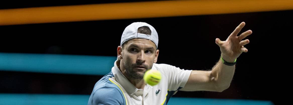 ROTTERDAM - Grigor Dimitrov (BUL) in action against Lorenzo Sonego (ITA) on the third day of the ABN AMRO Open tennis tournament in Ahoy. ANP SANDER KONING Third day 2024 xVIxANPxSportx xxANPxIVx 491100462 originalFilename: 491100462.jpg