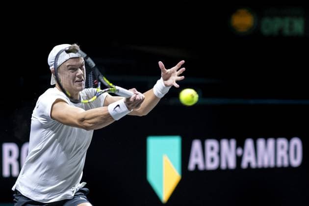ROTTERDAM - Holger Rune (DEN) in action against Roman Safiullin (RUS) on the third day of the ABN AMRO Open tennis tournament in Ahoy. ANP SANDER KONING Third day 2024 xVIxANPxSportx xxANPxIVx 491103576 originalFilename: 491103576.jpg