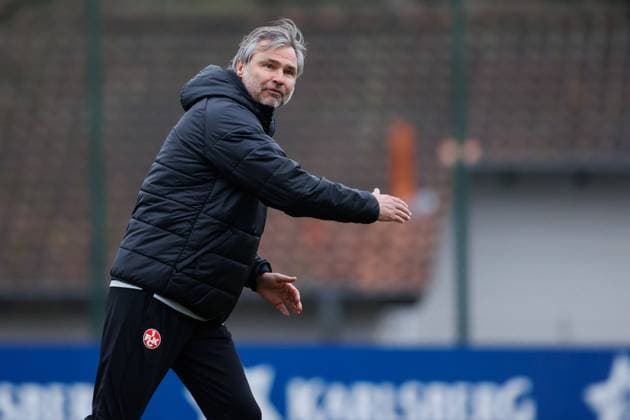 Matthias Lust Co Coach 1 FC Kaiserslautern , Training, 1 FC Kaiserslautern , Football, 2 Bundesliga, Season 2023 2024, 14 02 2024 Friedhelm Funkel Coach 1 FC Kaiserslautern , Training, 1 FC Kaiserslautern , Football, 2 Bundesliga, Season 2023 2024, 14 02 2024 Kaiserslautern Copyright: xEibner-Pressefoto AlexanderxNeisx EP_ANS